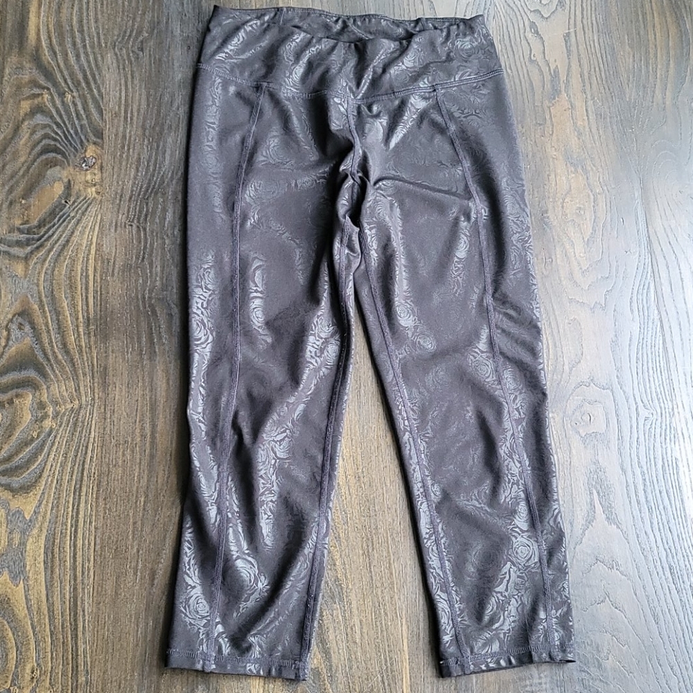 Betsey Johnson yoga pants